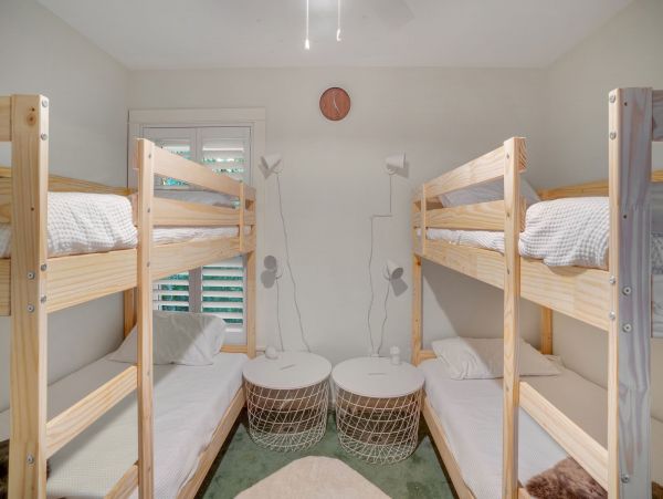 Four Bedroom Vacation Home in Sanibel - Walk to Beach