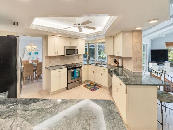 Luxury 3 Bedroom Sanibel Vacation Home Sleeps Eight Guests
