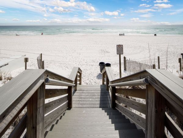 Amazing Gulf Views From This 4- Bedroom Fort Walton Luxurious Condo