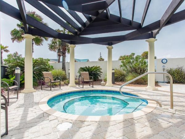 Amazing Gulf Views From This 4- Bedroom Fort Walton Luxurious Condo