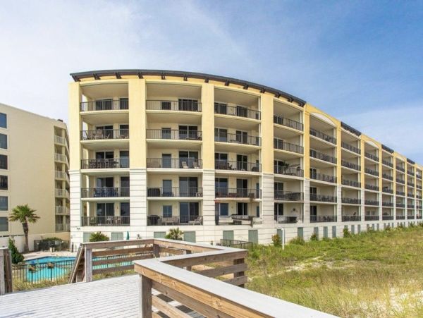Amazing Gulf Views From This 4- Bedroom Fort Walton Luxurious Condo