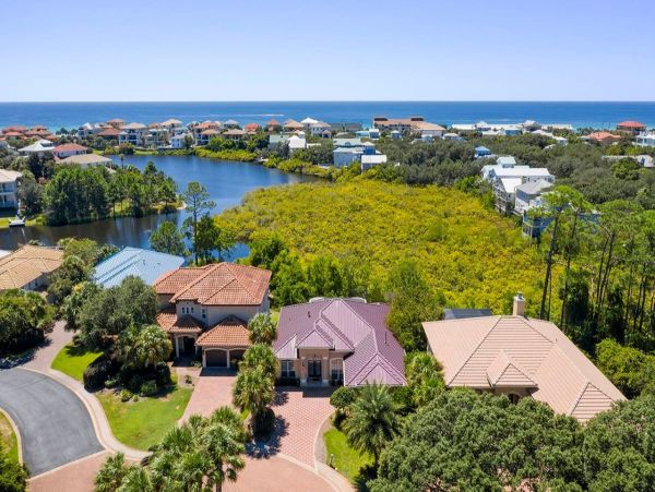 Luxury 3-Bedroom Rental in Destin - Ideal Family Getaway