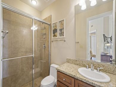 Destin Gulf Front 4 Bedrooms + Bonus Room Vacation Condo