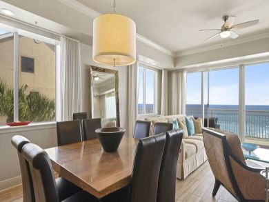 Destin Gulf Front 4 Bedrooms + Bonus Room Vacation Condo