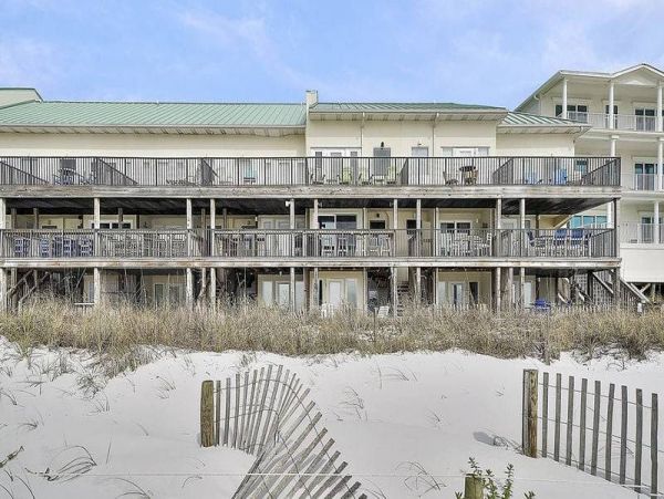 On Beach Luxury 3 Bedroom Vacation Townhome Sleeps 12 Guests