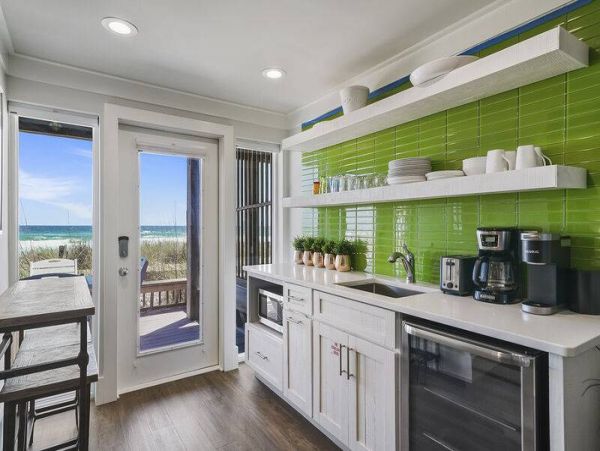 On Beach Luxury 3 Bedroom Vacation Townhome Sleeps 12 Guests