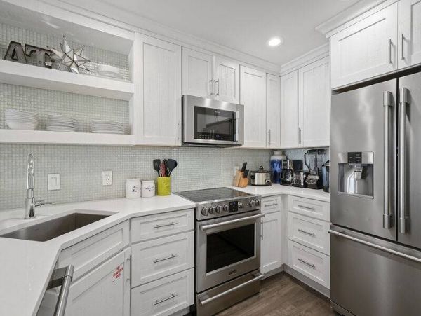 On Beach Luxury 3 Bedroom Vacation Townhome Sleeps 12 Guests