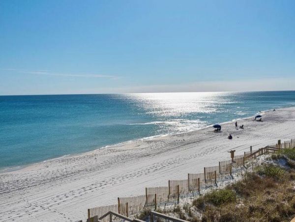 On Beach Luxury 3 Bedroom Vacation Townhome Sleeps 12 Guests