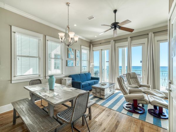 Beachfront Vacation Rental with Private Splash Pool in Miramar Beach