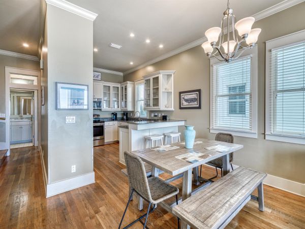 Beachfront Vacation Rental with Private Splash Pool in Miramar Beach