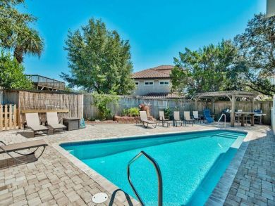 Private Home with Pool Short Walk to Gated Beach! Private Home with Pool Short Walk to Gated Beach!