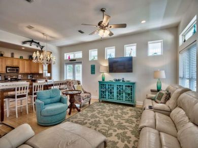 Private Home with Pool Short Walk to Gated Beach! Private Home with Pool Short Walk to Gated Beach!