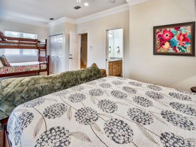 Private Home with Pool Short Walk to Gated Beach! Private Home with Pool Short Walk to Gated Beach!