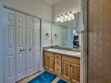 Private Home with Pool Short Walk to Gated Beach! Private Home with Pool Short Walk to Gated Beach!