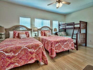 Private Home with Pool Short Walk to Gated Beach! Private Home with Pool Short Walk to Gated Beach!