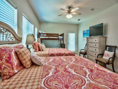 Private Home with Pool Short Walk to Gated Beach! Private Home with Pool Short Walk to Gated Beach!