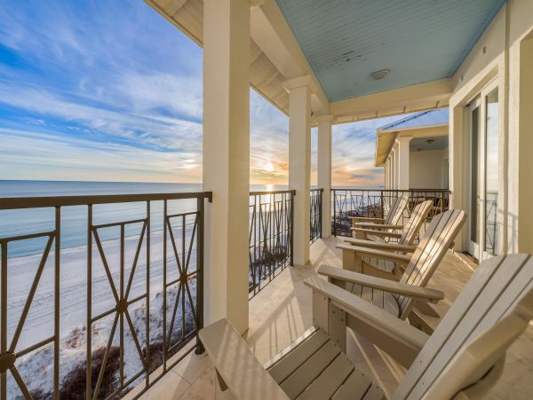 Miramar Beach Luxurious Gulf-Front Townhome with Private Pool and Breathtaking Views