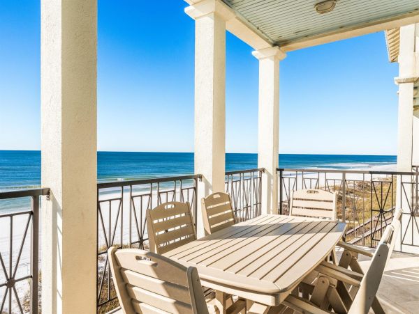 Miramar Beach Luxurious Gulf-Front Townhome with Private Pool and Breathtaking Views