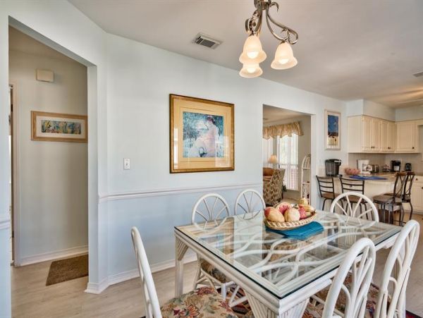 Crystal Beach Vacation Pool Home 3 Bedrooms Sleeps 8