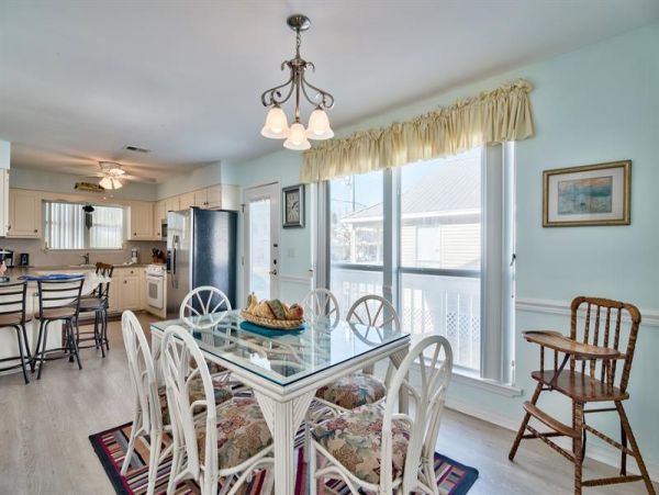 Crystal Beach Vacation Pool Home 3 Bedrooms Sleeps 8