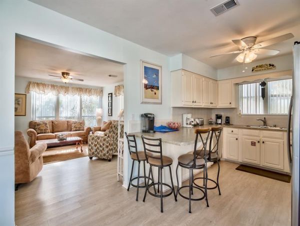 Crystal Beach Vacation Pool Home 3 Bedrooms Sleeps 8
