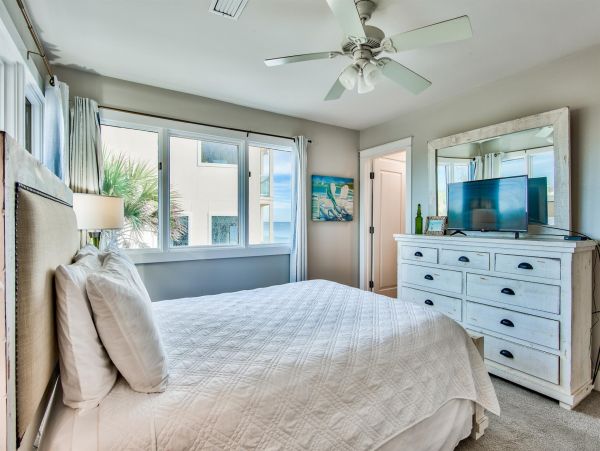 Gulf Pines Beachfront Villa