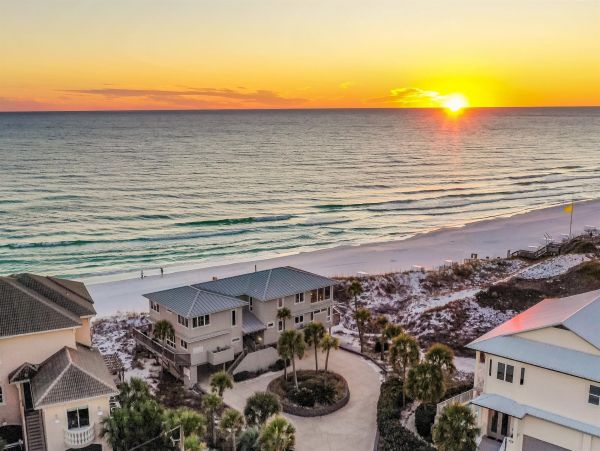 Gulf Pines Beachfront Villa