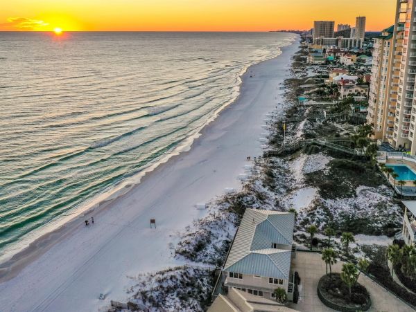 Gulf Pines Beachfront Villa