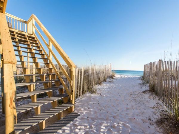 Gulf Pines Beachfront Villa