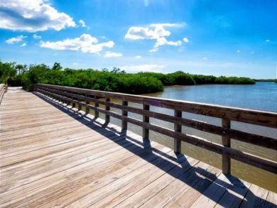 Sleep 7 at this Sanibel Four Bedroom Vacation Home