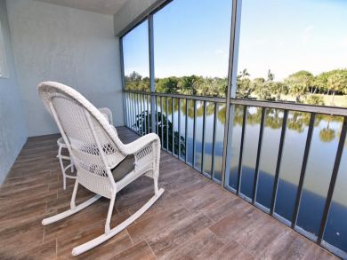 Sanibel Vacation Condo Sleeps Six Guests Beach Is Yards Away