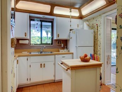 Sanibel Four Bedroom Family Home  Sleeps 6 Guests