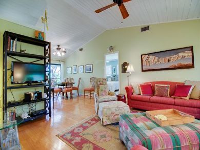 Sanibel Four Bedroom Family Home  Sleeps 6 Guests