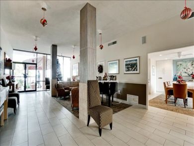 Brandenton Beach Vacation Condo Sleeps Four Guests