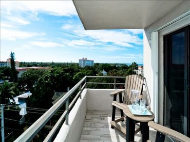Brandenton Beach Vacation Condo Sleeps Four Guests
