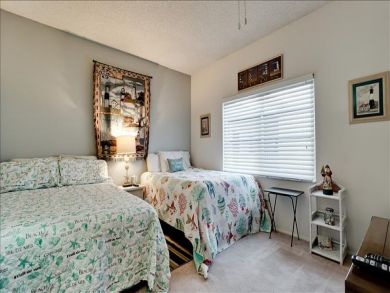 Brandenton Beach Vacation Condo Sleeps Four Guests