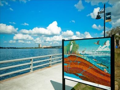 Brandenton Beach Vacation Condo Sleeps Four Guests