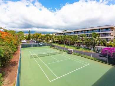 Two Bedroom Vacation Condo on Kihei Sleeps 6 Guests