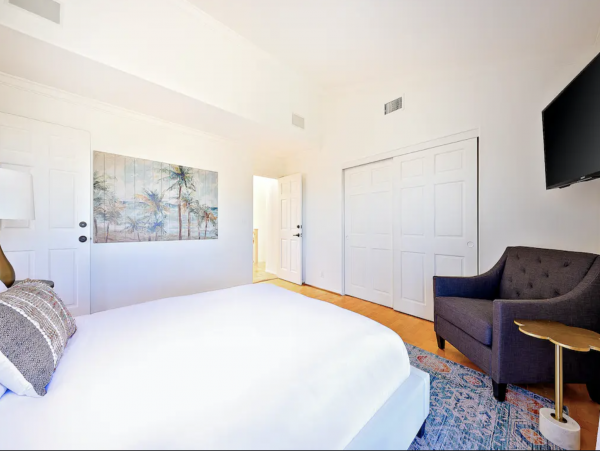 Amazing 7 Bedroom Luxury Vacation Home in La Jolla