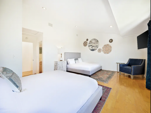 Amazing 7 Bedroom Luxury Vacation Home in La Jolla