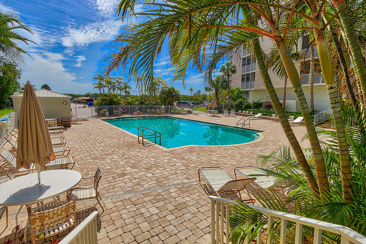 Bonita Springs Condo 928790