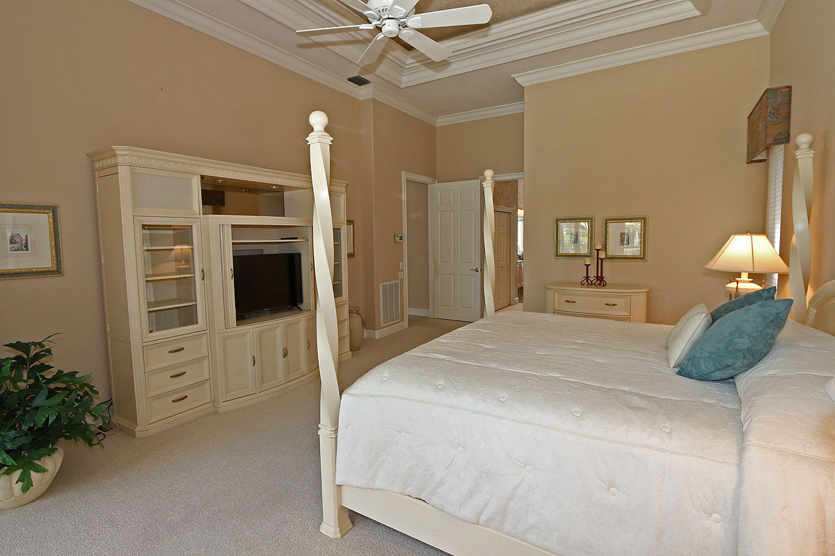Bonita Springs Home 928802