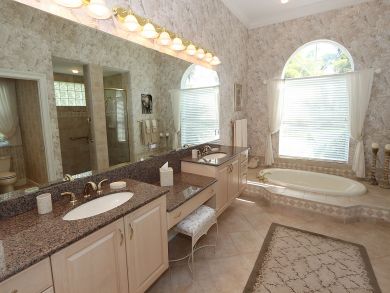 Bonita Springs Home 928802