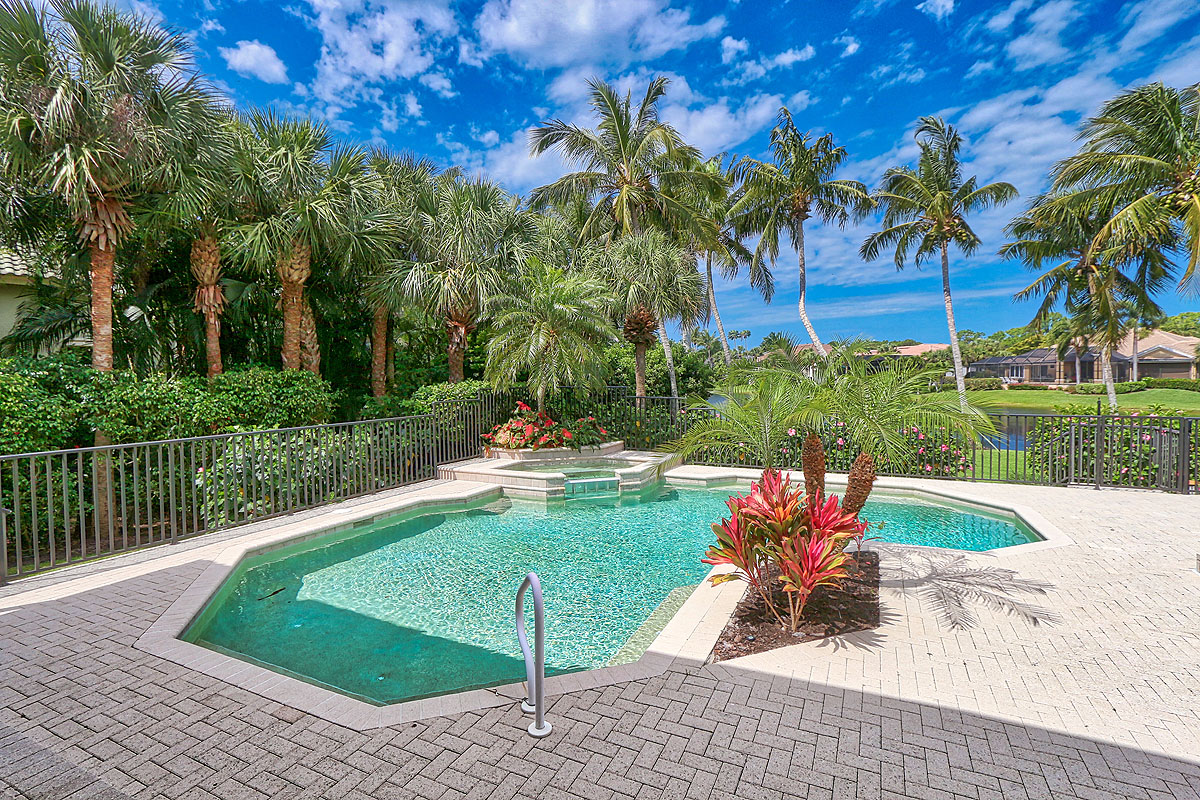 Bonita Springs Home 928802