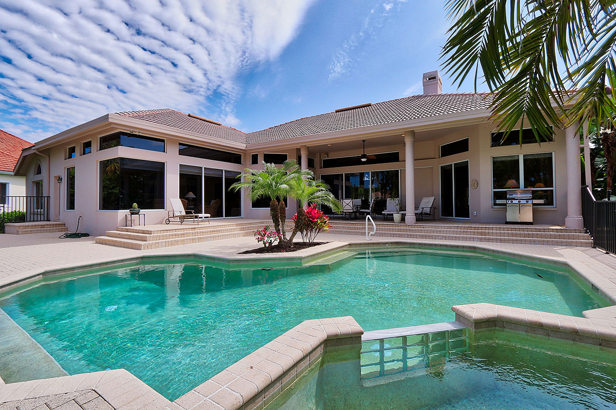 Bonita Springs Home 928802