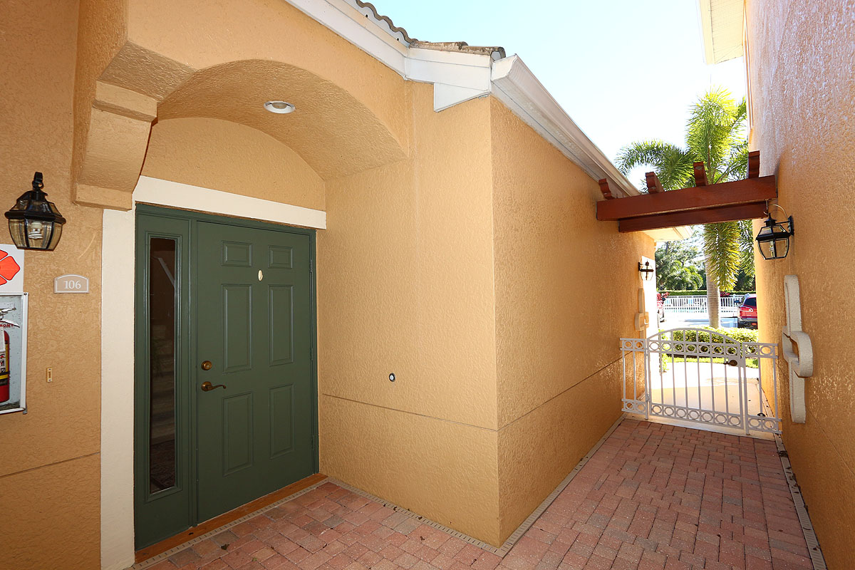 Bonita Springs Condo 928819