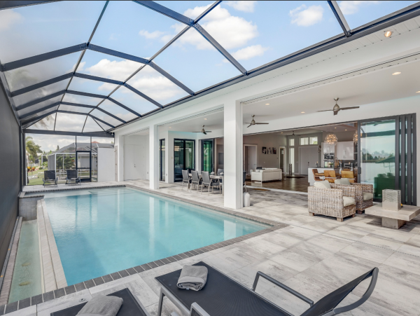 Luxury Style & Comfort Cape Coral Luxury Villa
