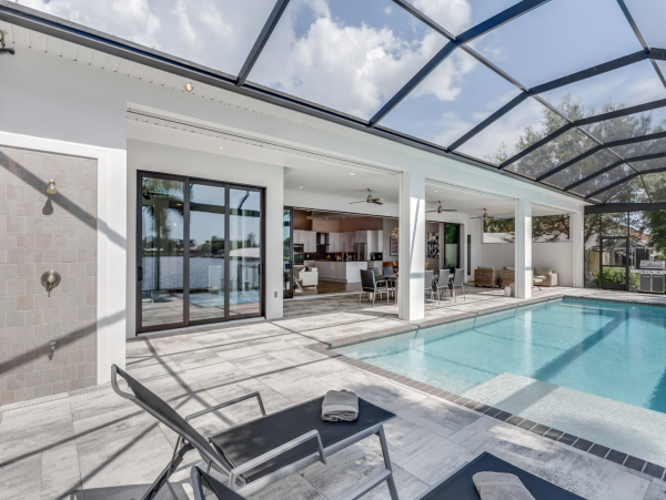 Luxury Style & Comfort Cape Coral Luxury Villa