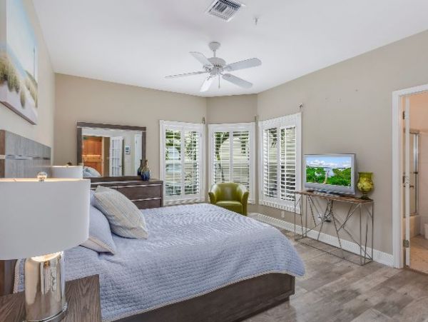 Fort Myers Canal Front  Vacation Home!