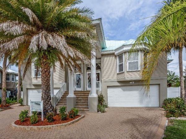 Fort Myers Canal Front  Vacation Home!